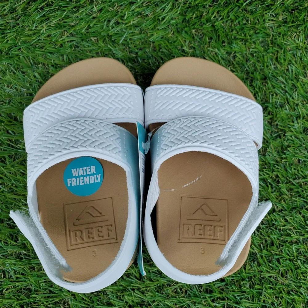 REEF Little Water Vista SIZE 3 Girls Water Friendly Slingback Sandals White Tan